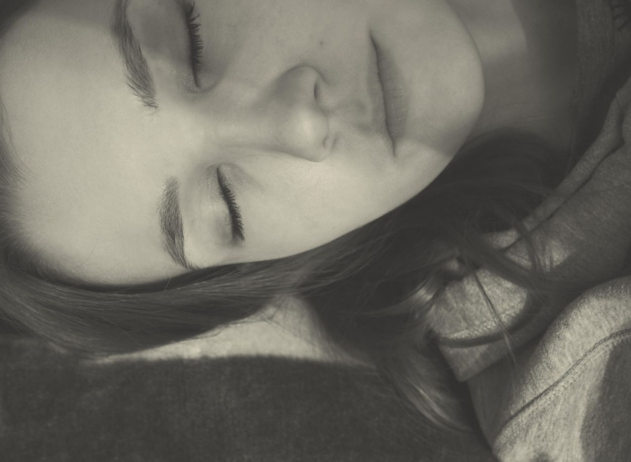 수면이 부족하면 뇌와 면역이 위험하다 &ndash; 논문으로 본 수면의 힘