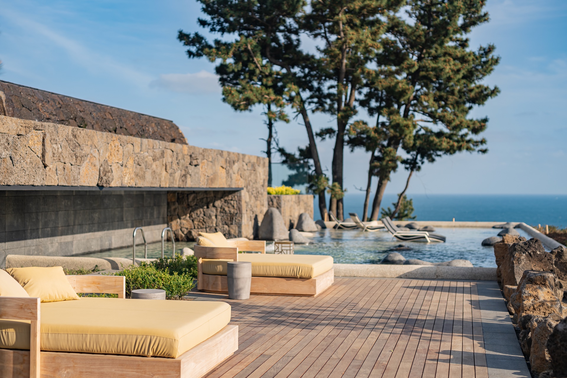 #JW메리어트 #JW메리어트제주 #JW메리어트제주리조트&스파 #범섬 #빌벤슬리 #서귀포호텔 #제주리조트 #제주메리어트 #제주여행 #제주호텔 #댄싱두루미 #더플라잉호그 #아일랜드키친