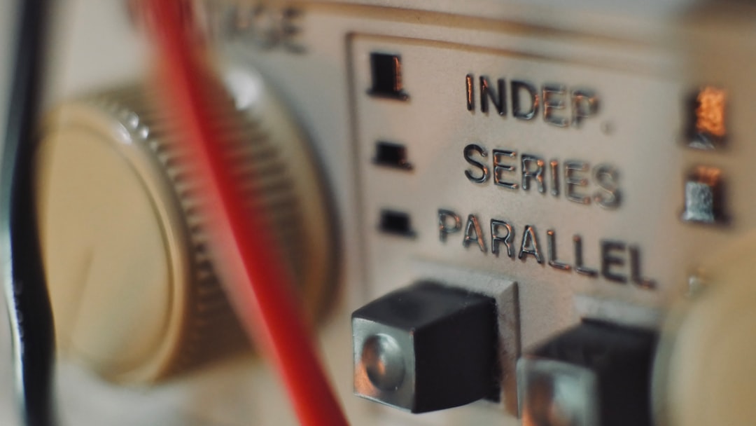 'NDIR'의 가장 중요한 명사는 'sensor'입니다.