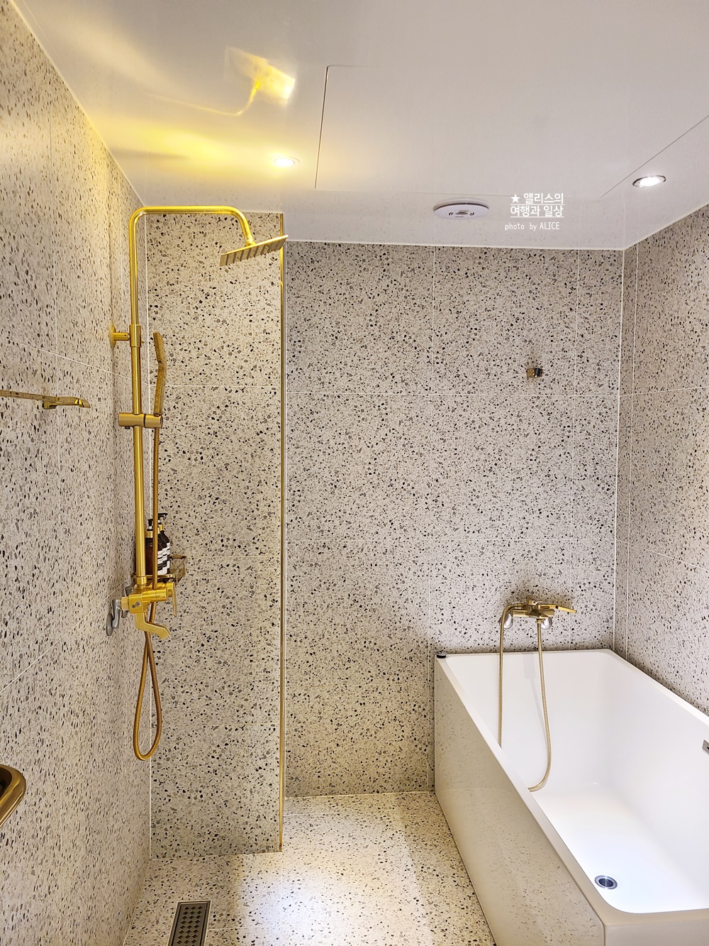 덴바스타 호텔 BIFC 범천점 프리미엄 커플 PC룸 후기