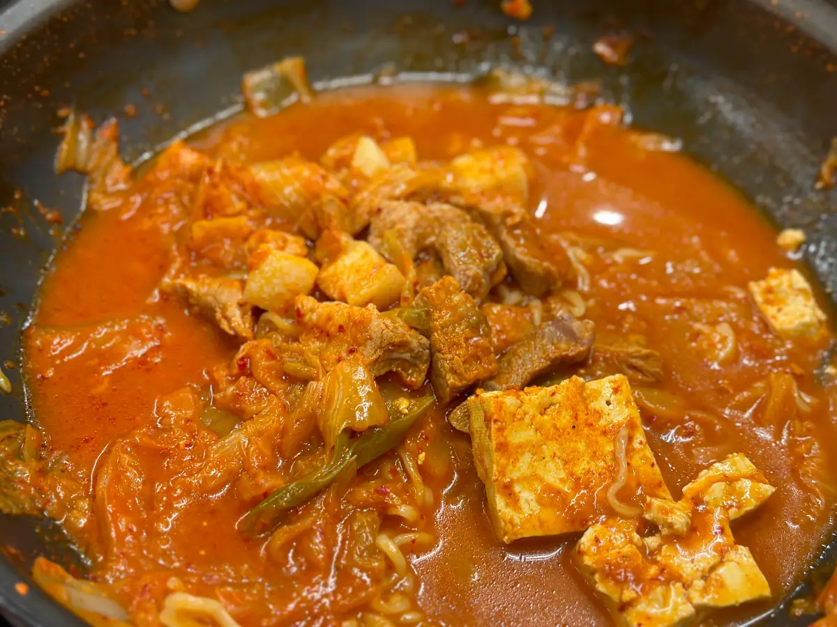 백채김치찌개
