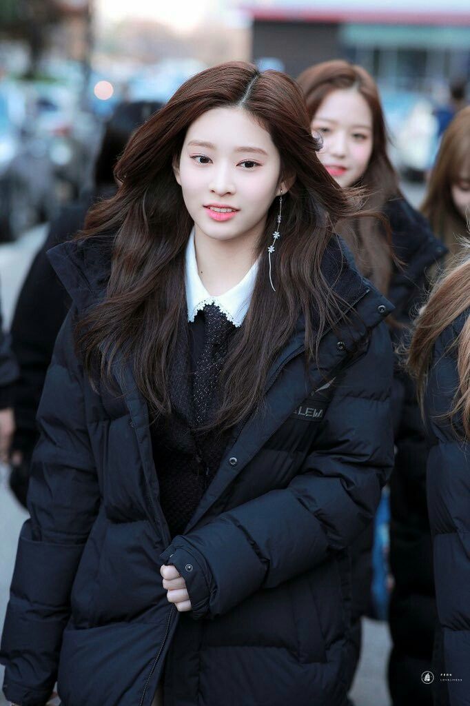 아이즈원 김민주 최애사진