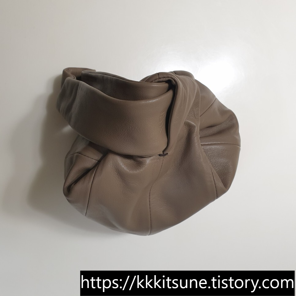 유르트 피그백 무화과백 외관 위에서 본 모습