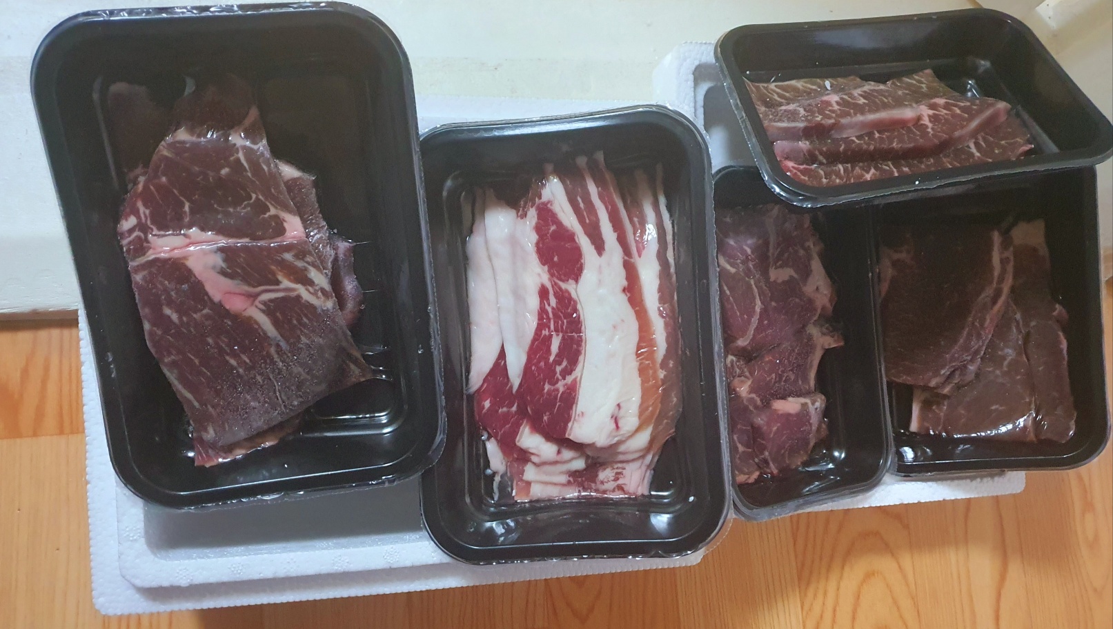 실제 택배로 받은 모둠 소고기 1kg 세트