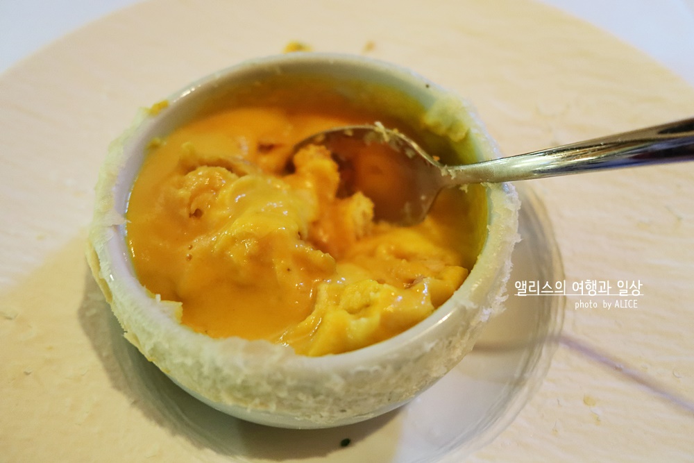 제주 전통 5성급 호텔 씨에스 다이닝 레스토랑 크리스마스 특별한 코스메뉴