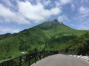 유후인 여행 추천 유후다케 산