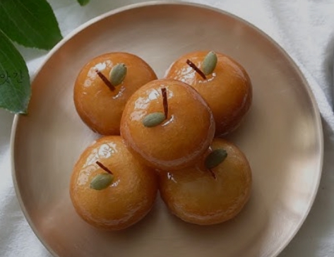 한국의 떡 종류 우메기떡(개성주악)