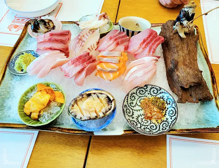 진심 가득 건강 담은 맛 영덕 맛집 추천 생방송투데이 대게 요리 한상 박달대게 홍게 제철회 물회 오늘방송 보고 먹고 즐기고! 3GO 맛집