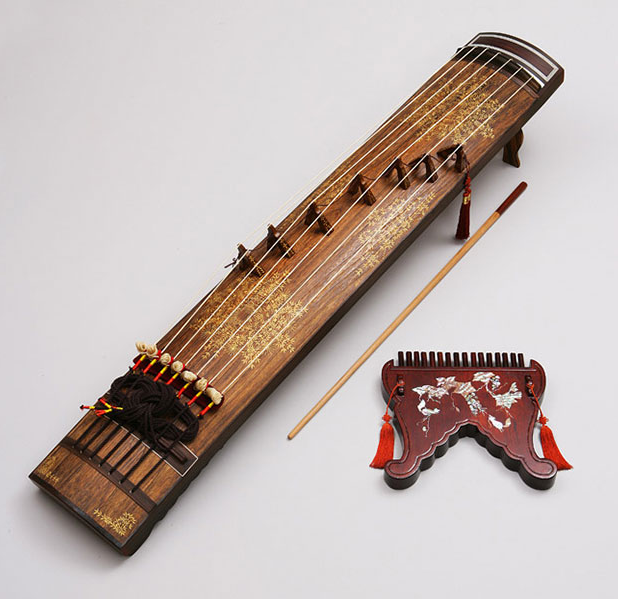 전통 악기, 편경, 가야금, 조형미, 한국 고미술사, 기능 예술, 음악 조형, 감정 예술, 장구, 거문고, 시각적 악기