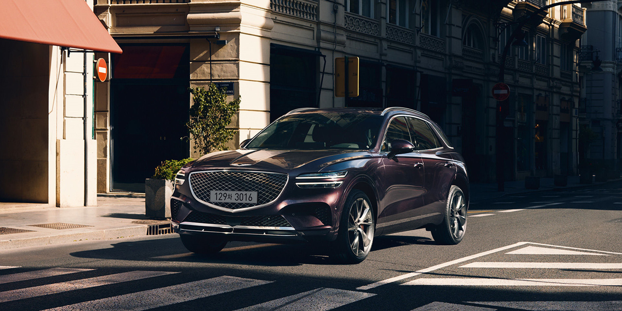 2024년형 제네시스 GV70 전면사진