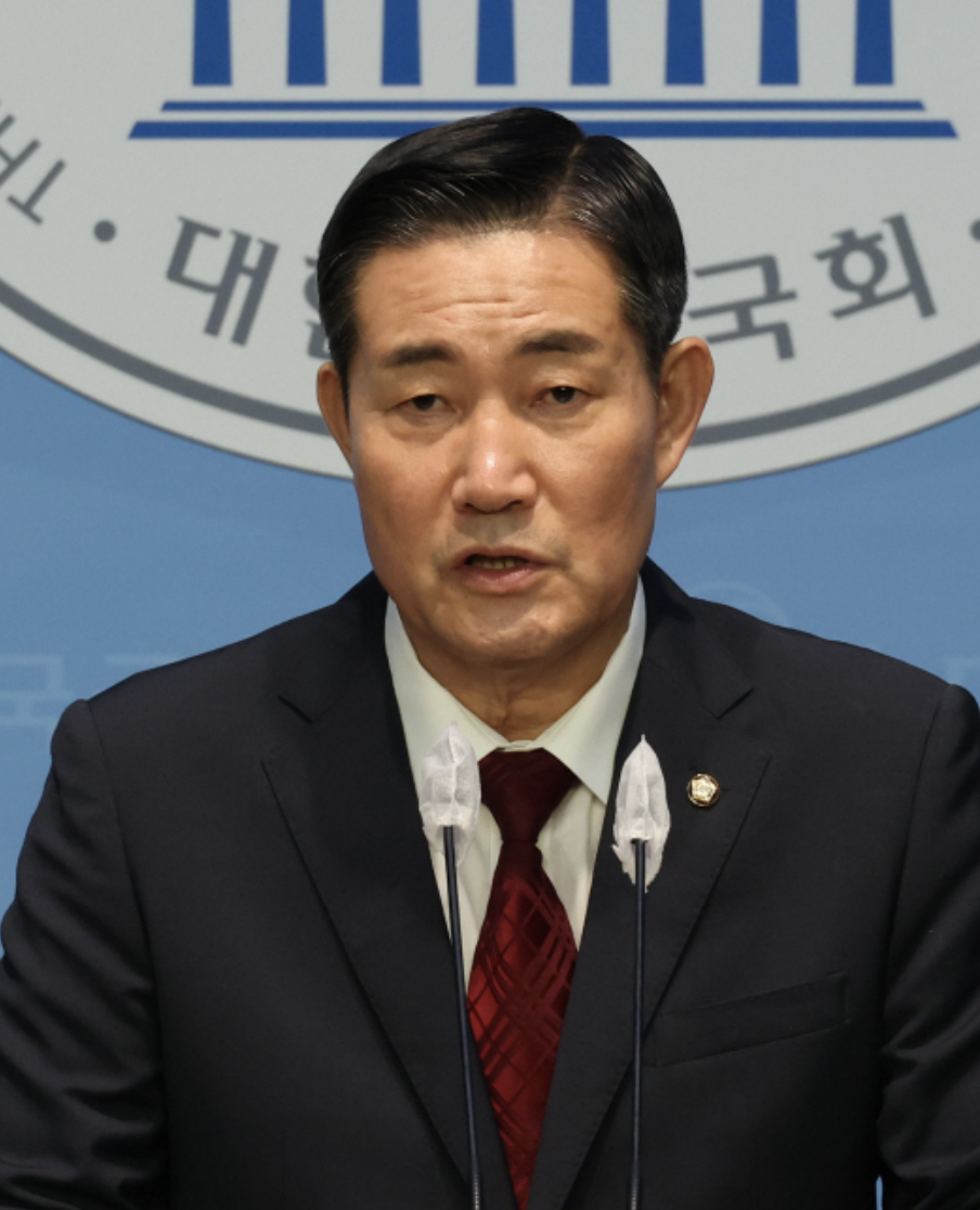 신원식 쿠데타 옹호 발언