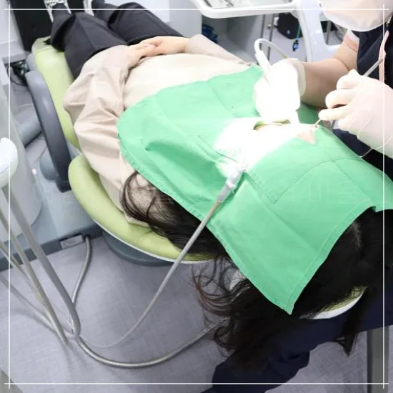 치과 진료중인 환자