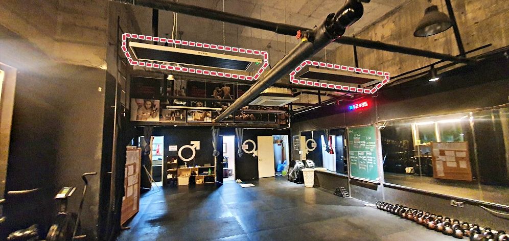 헬스장에 설치된 업소용 전기히터