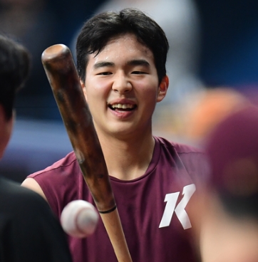 김휘집 프로필 나이 고향 학력 군대 야구선수 포지션 연봉