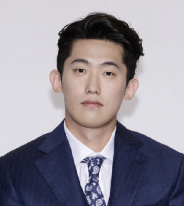 민진웅 화보