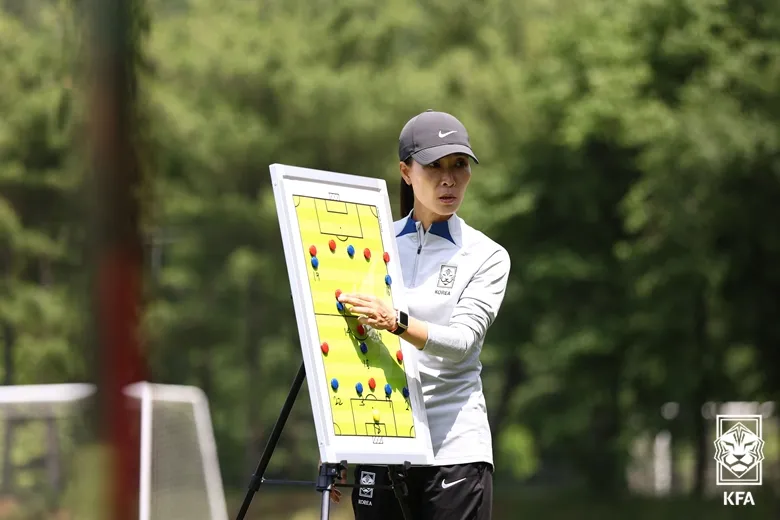 여자 U-17 축구 대표팀 월드컵 콜롬비아전 조별리그 경기 결과 케이시 페어 득점 골 영상 중계 다시보기 김은정 호