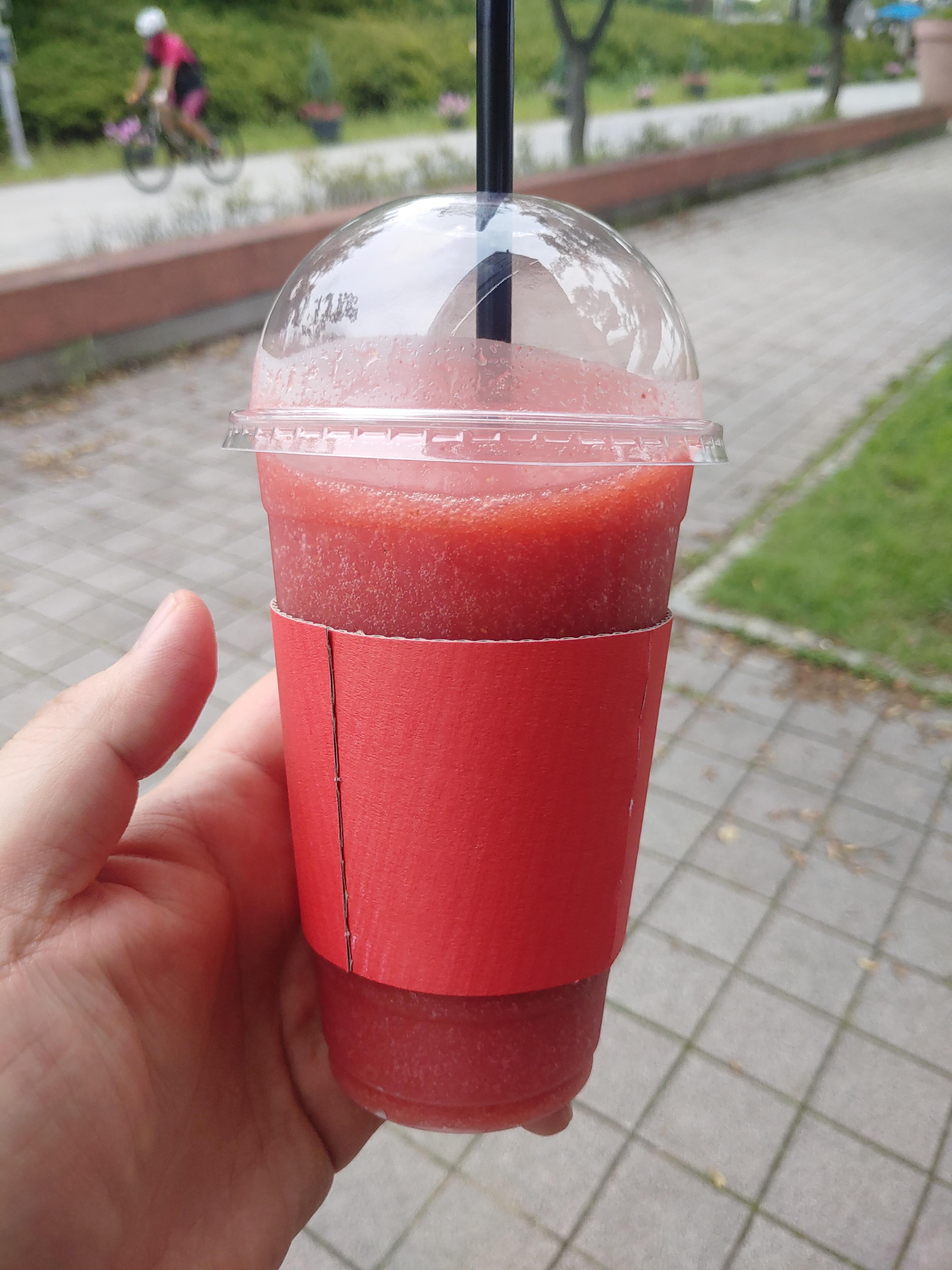 시천나루 푸드트럭에서 생딸기쥬스 후기