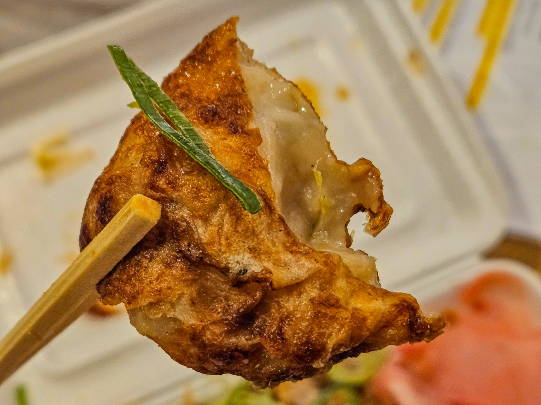 오사카 도톤보리 앗치치 혼포 속