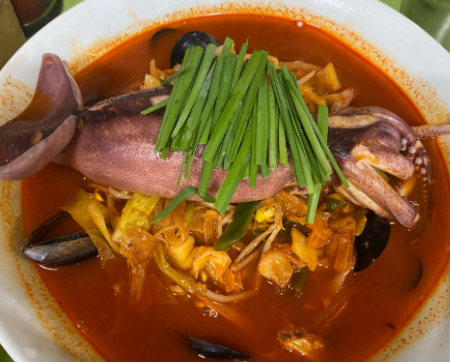 오징어가 들어간 짬뽕