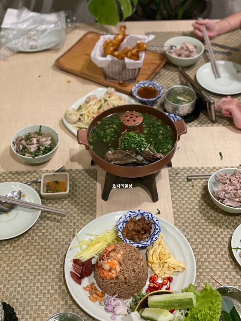 나트랑 쌈러 Sam Lor 태국 음식 맛집 두번째 랭샙