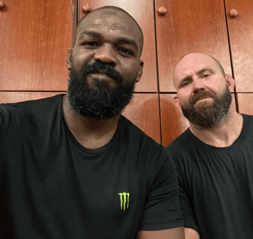 UFC 존 존스 아웃