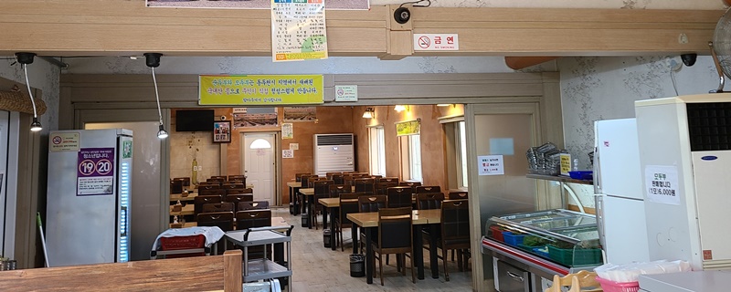 식당-내부-안쪽-모습