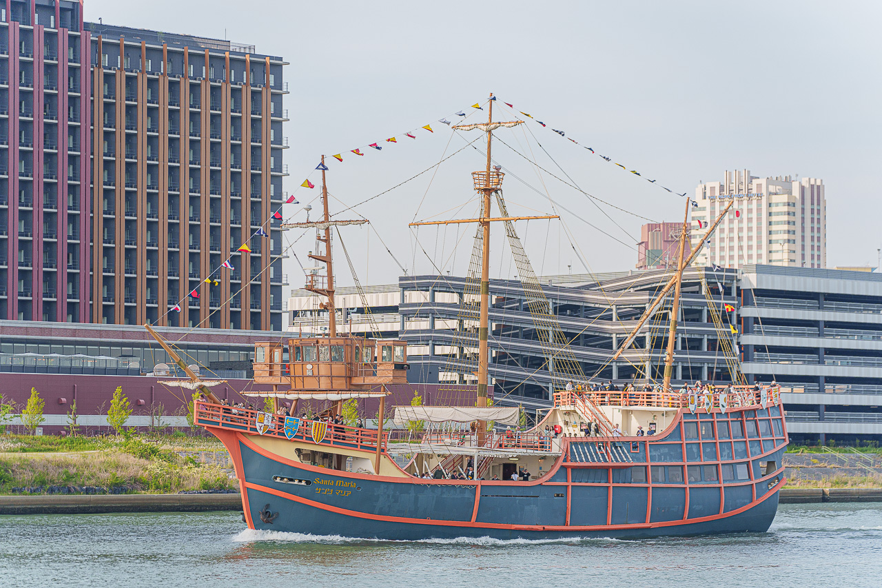 범선형 관광선 산타마리아 데이 크루즈