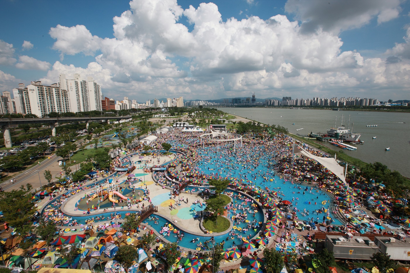 한강 수영장&amp; 물놀이장 사진