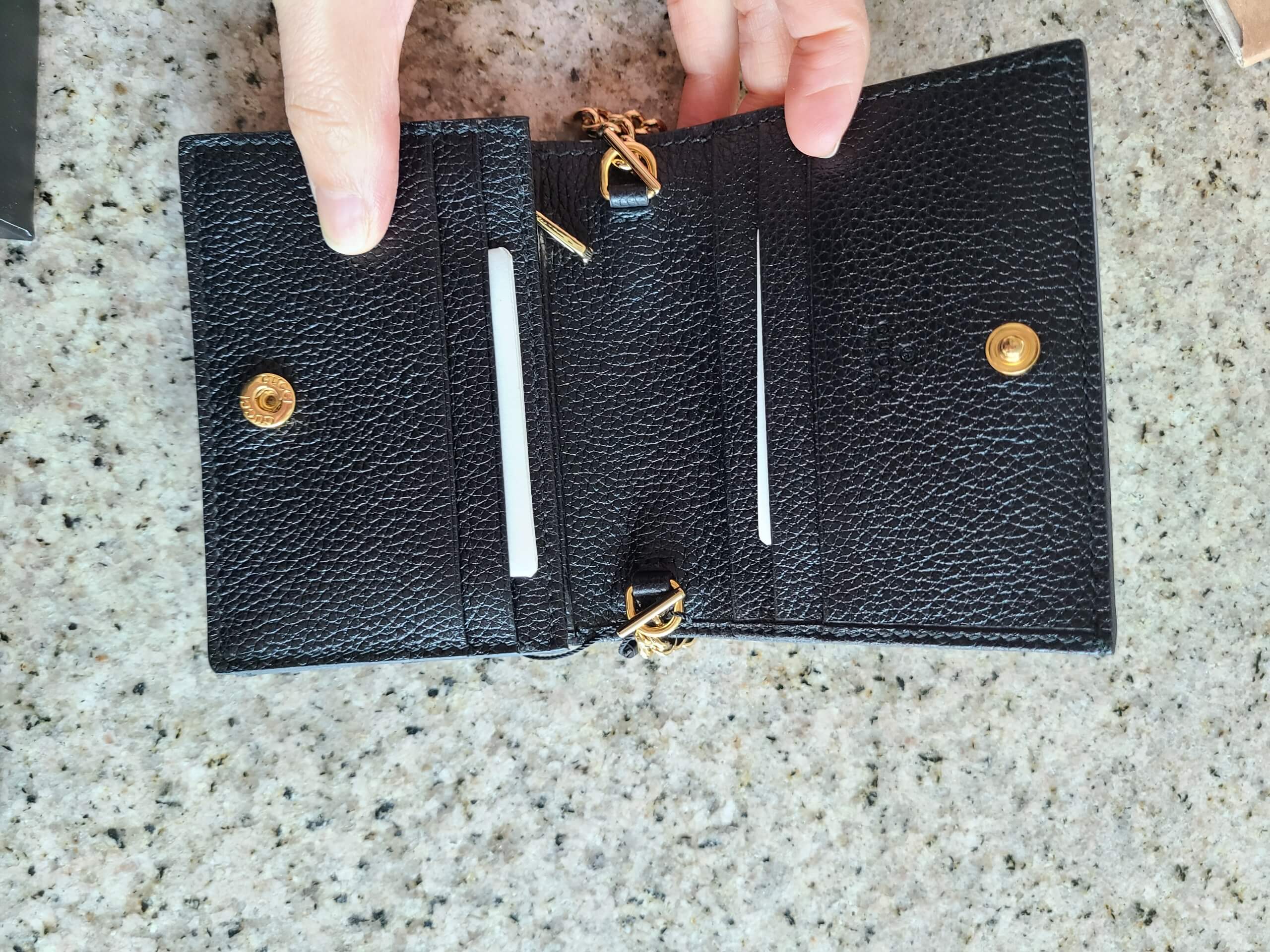 구찌-반지갑-모습