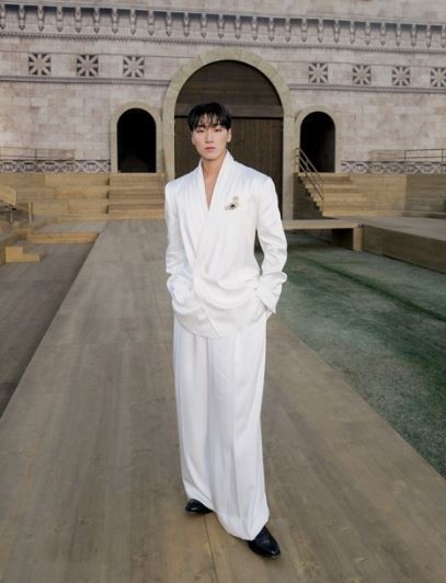 에이티즈 산 해명 인종차별 돌체앤가바나