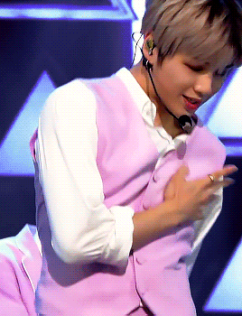 워너원 강다니엘 움짤