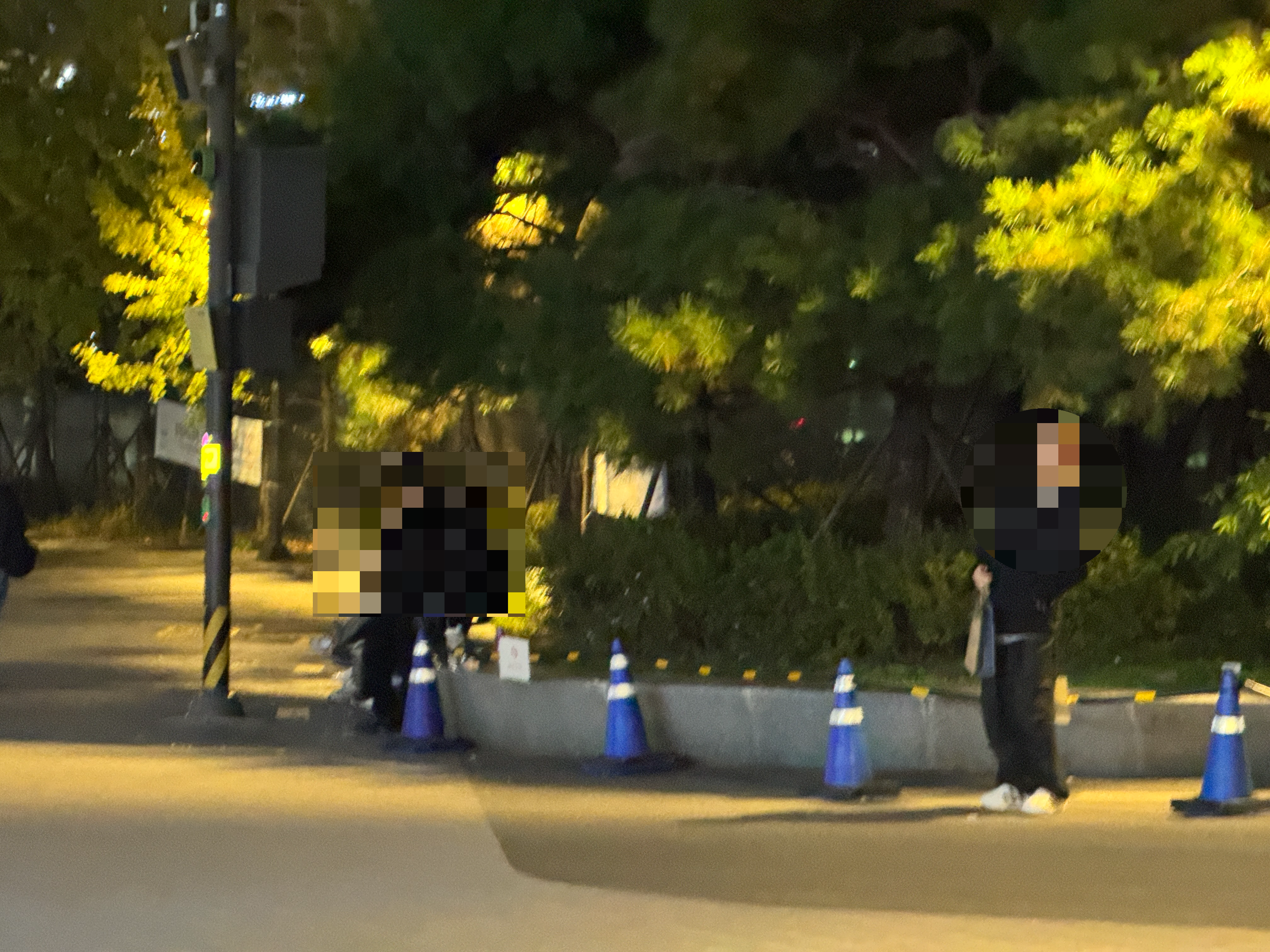 판교역 금역구역 흡연자 사진