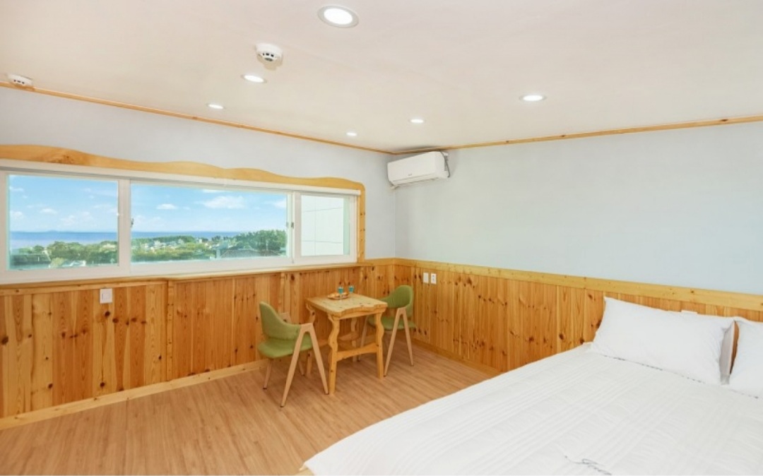 조아라 펜션 202호 침실