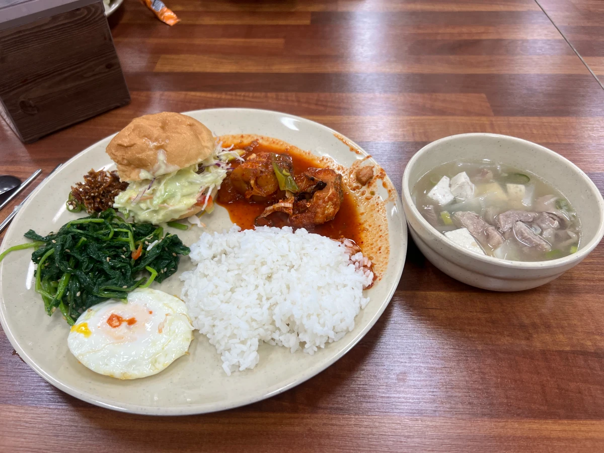 점심-식사-사진