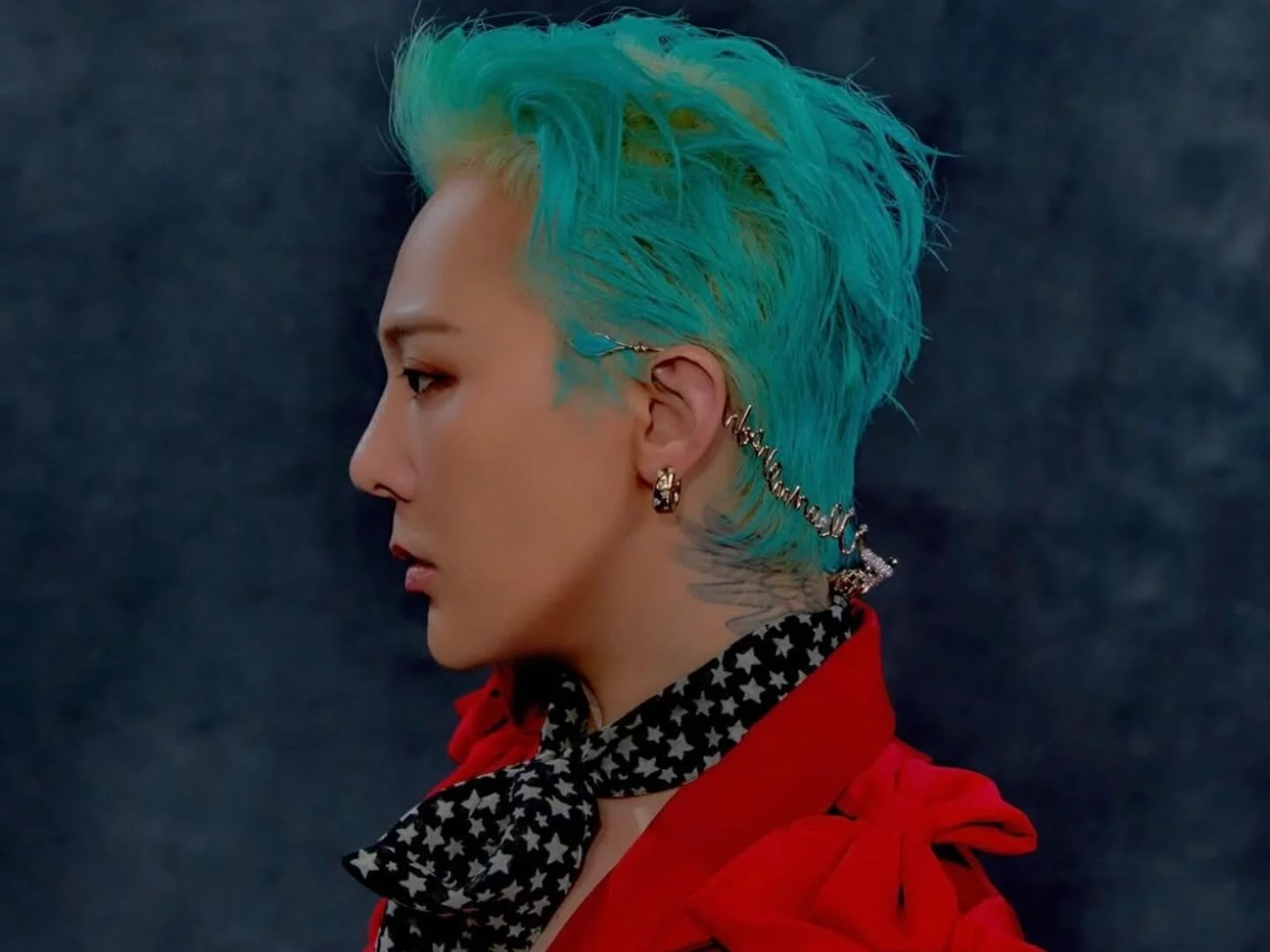 지드래곤-전시회-예약-위버멘쉬