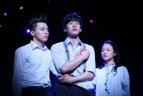 스프링 어웨이크닝 초연의 조정석, 김무열, 김유영