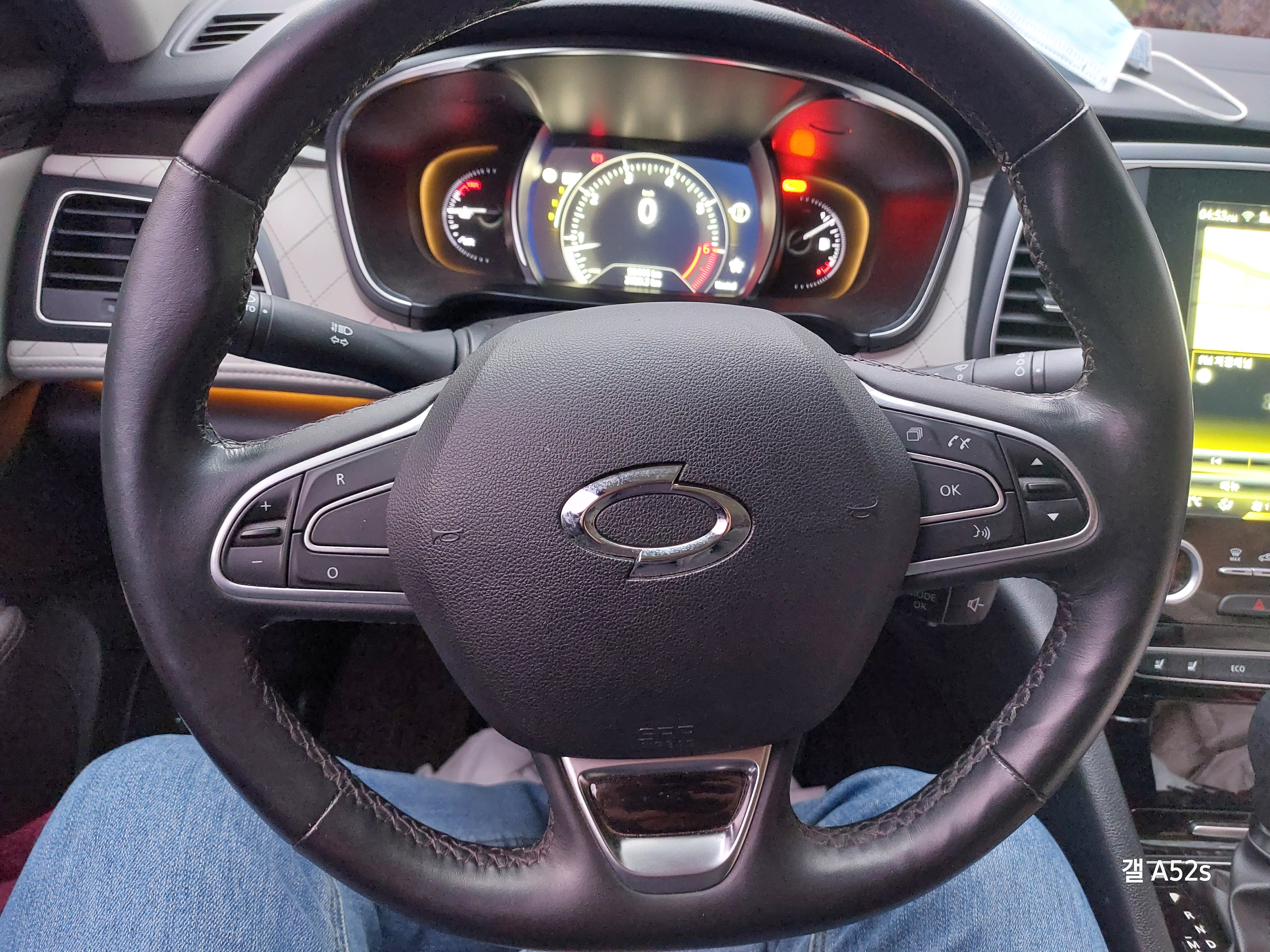 SM6 스위치 버튼 고장나서 스패너 등이 들어옴... 초기화 할수가 없음.