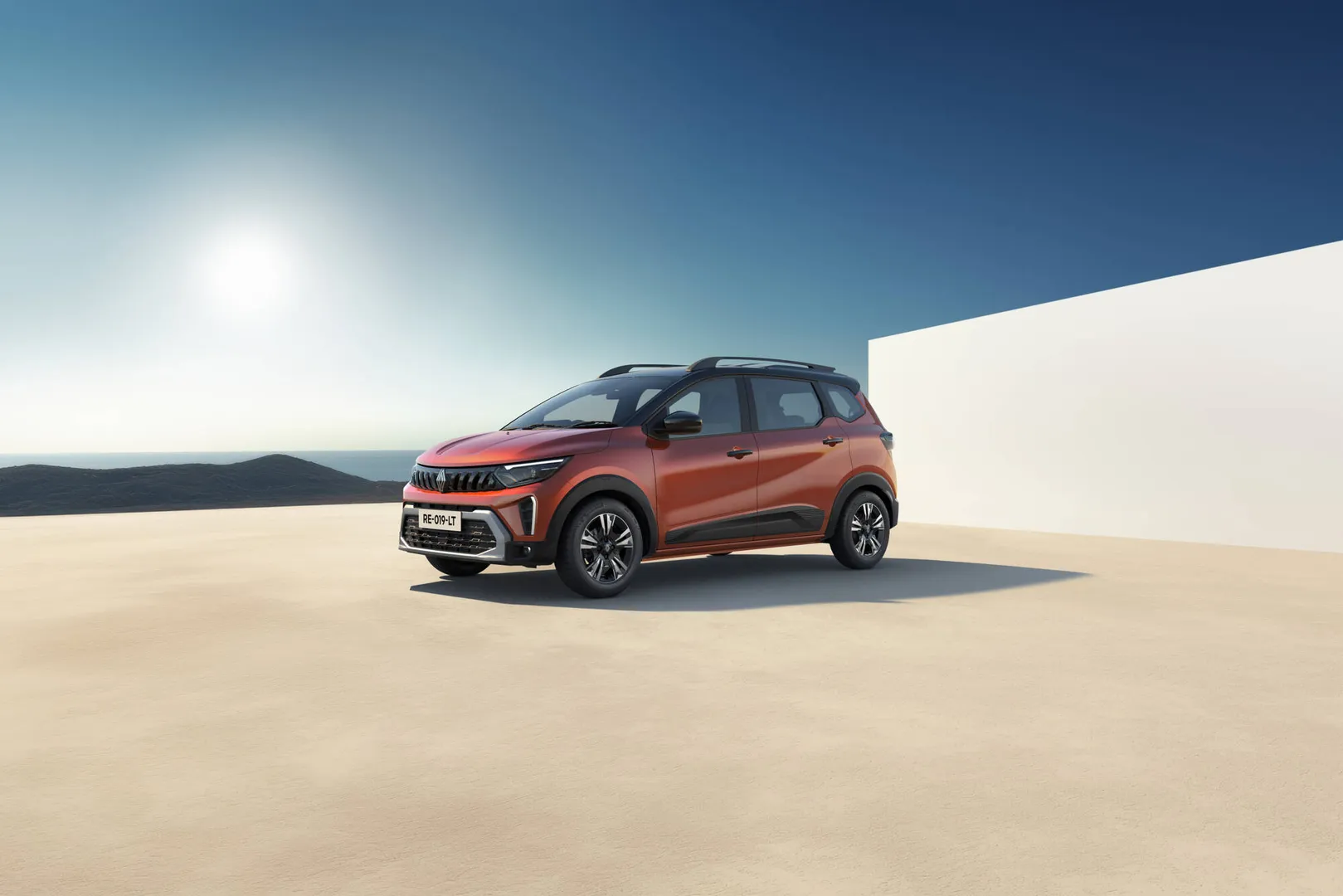 르노 트라이버 차량 이미지