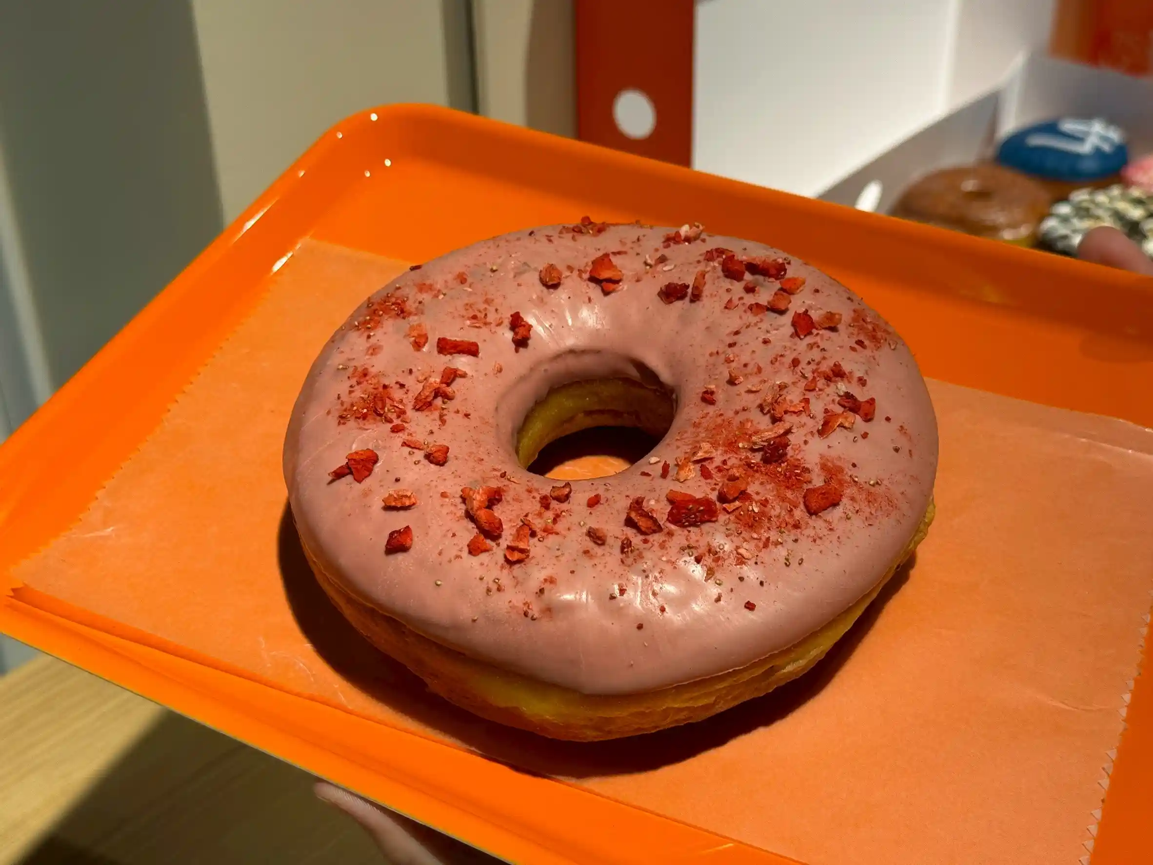 스트로베리 초콜릿 텍사스 글레이즈드(550엔)