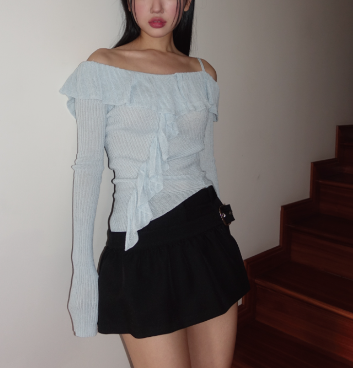 이효나 친밀한 리플리 88회 속 주영채 하늘색 프릴 골지 원숄더 니트 패션_아수라 ASURA