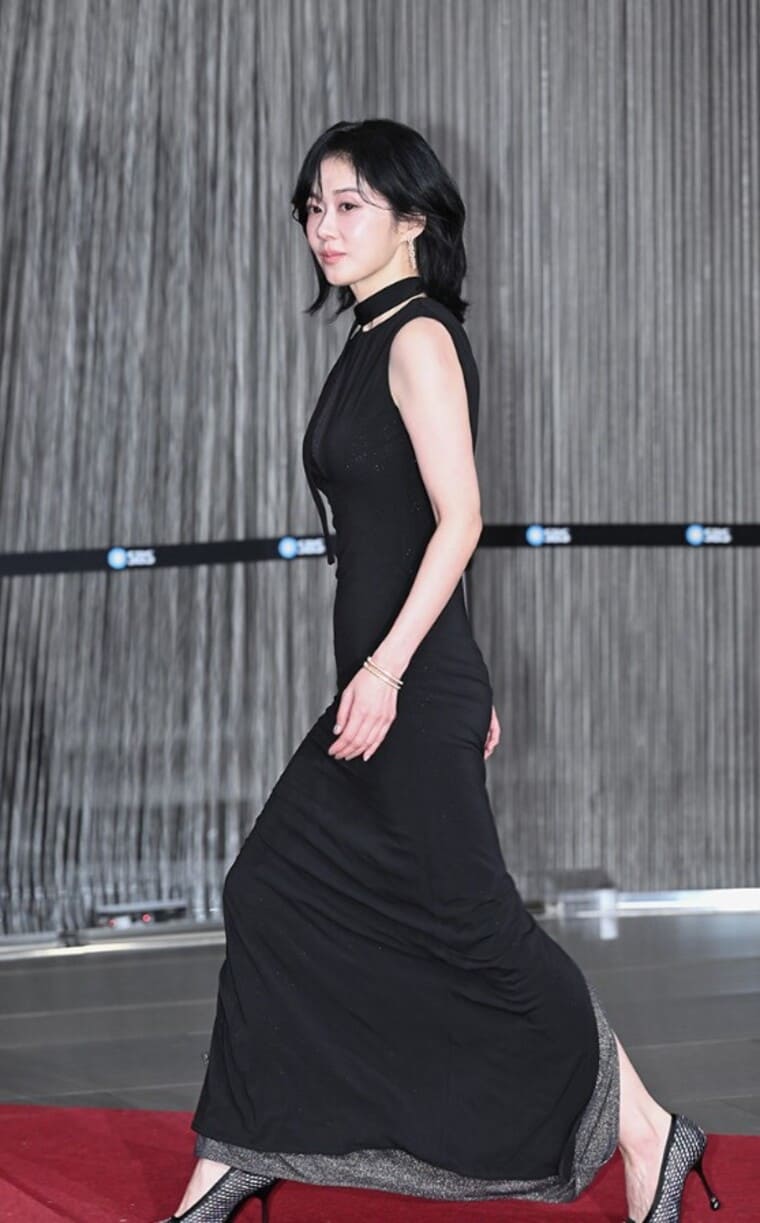 배우-겸-가수-장나라