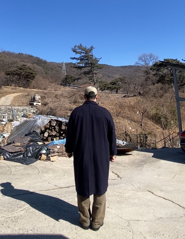 데일리룩('26.2.17.)폴로랄프로렌 더블알엘 가먼트 다잉트윌 볼캡, 블랙모먼트 시티보이 오버핏 체크셔츠, 그레이휴 더블브레스티드 롱코트, 프리즘웍스 카고팬츠, 블런드스톤 585