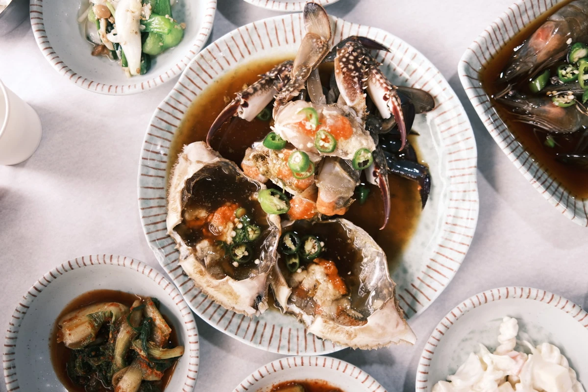 딴뚝통나무집식당