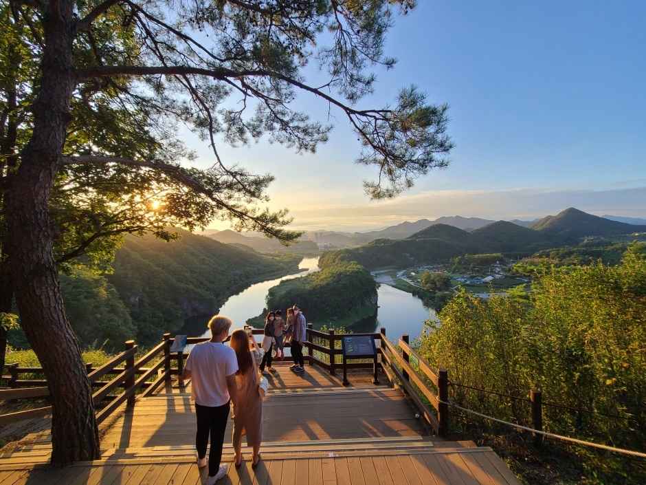 한반도지형 전망 공원