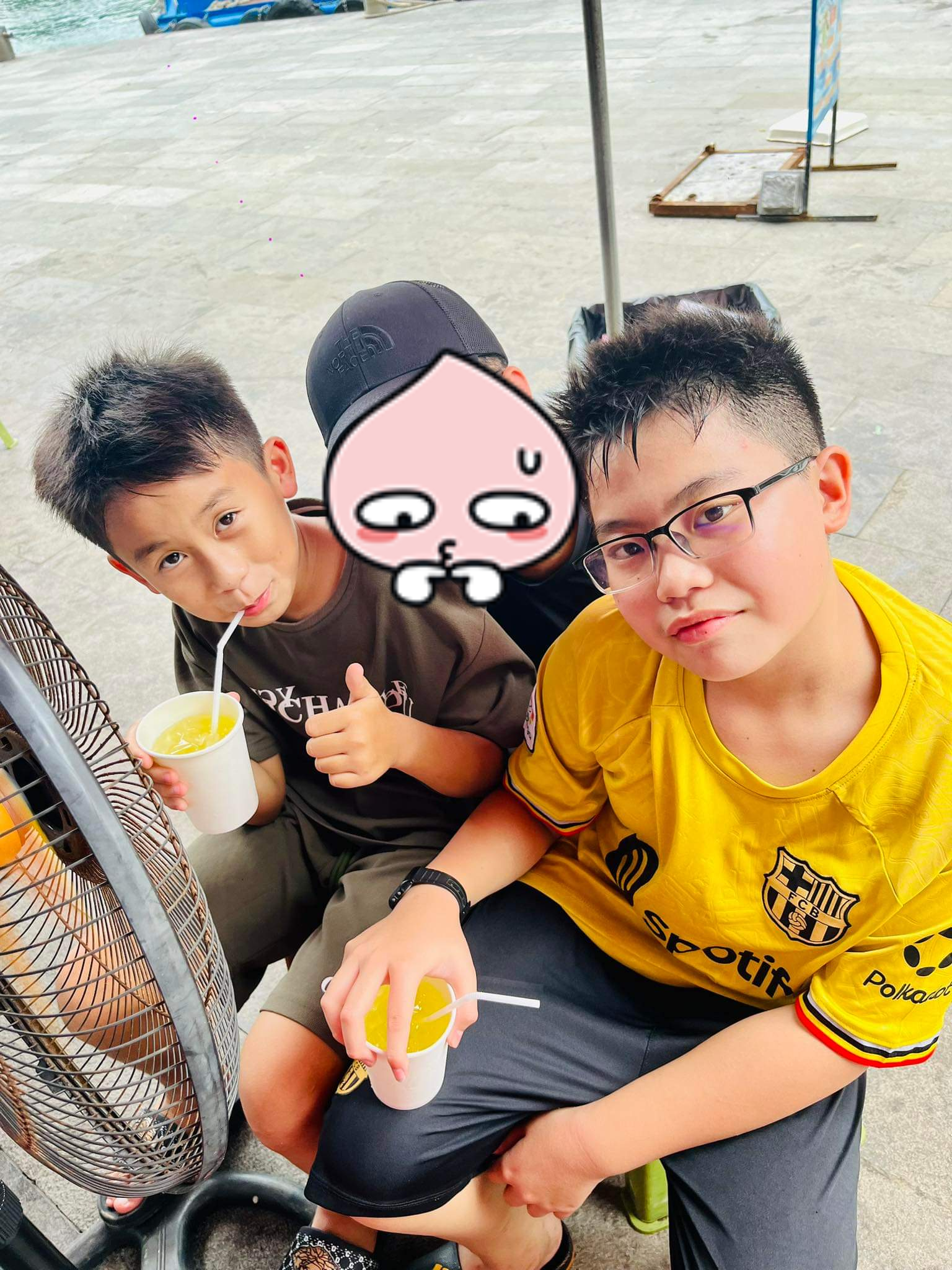 교장선생님네 가족 친구들과 셀피