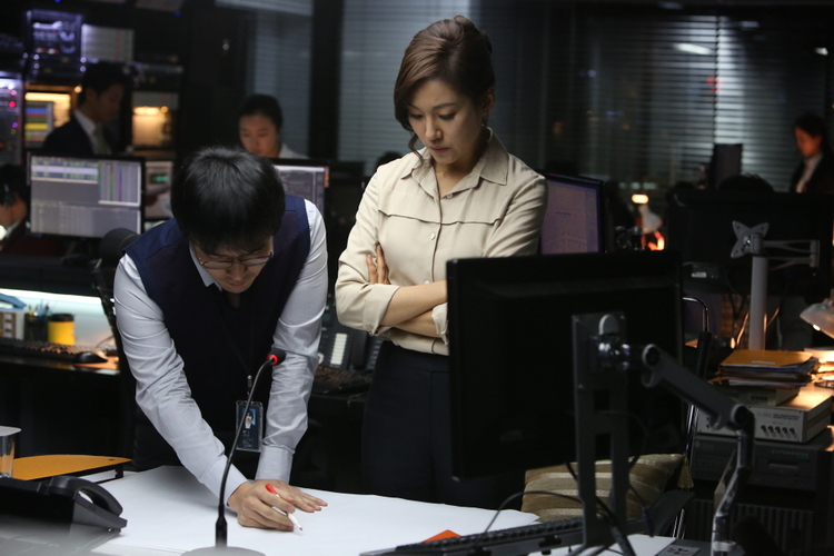 [무료영화 다시보기] 설경구&amp;#44; 정우성&amp;#44; 한효주&amp;#44; 준호&amp;#44; 김병옥 출연 범죄 액션영화 감시자들