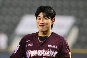 송성문 야구선수 연봉 나이 프로필 학력 고향: 샌디에이고 파드리스 MLB 성공 비결, 20-20 기록 완벽 분석