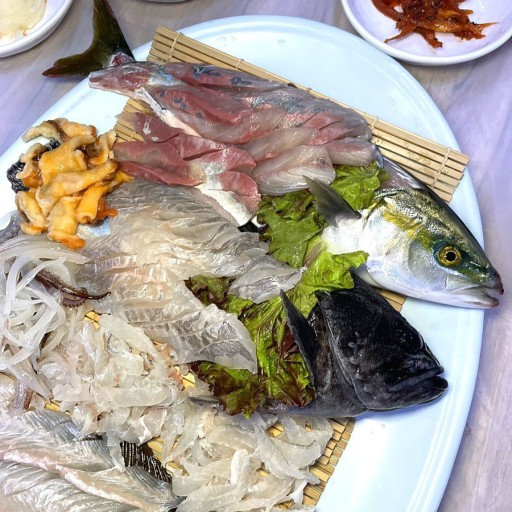 속초가면-꼭-먹어야-하는-추천음식-13종-및-해당-추천메뉴-맛집소개