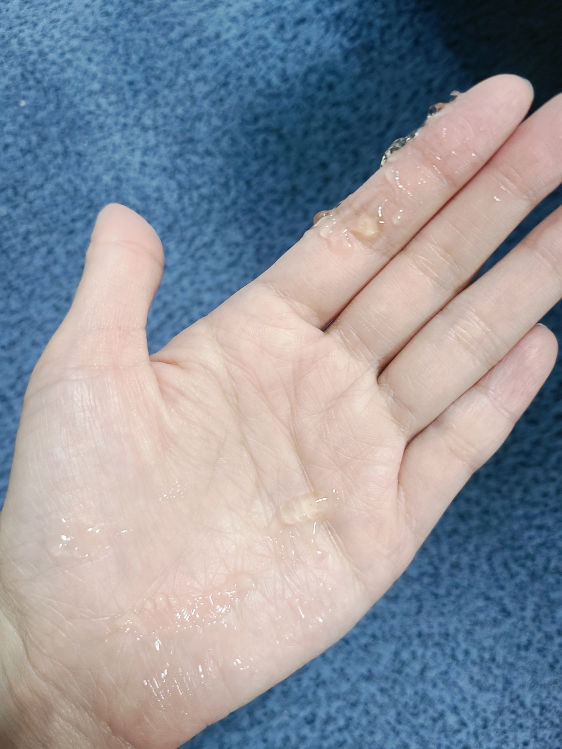 벤튼 알로에 프로폴리스 수딩젤 제형