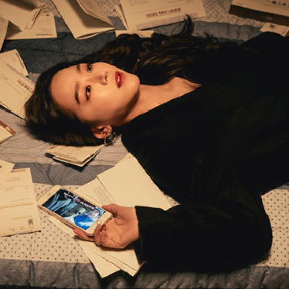 그녀가 죽었다 줄거리